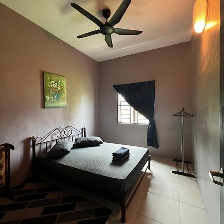 Taiping Homestay Husna Afina Eksteriør bilde